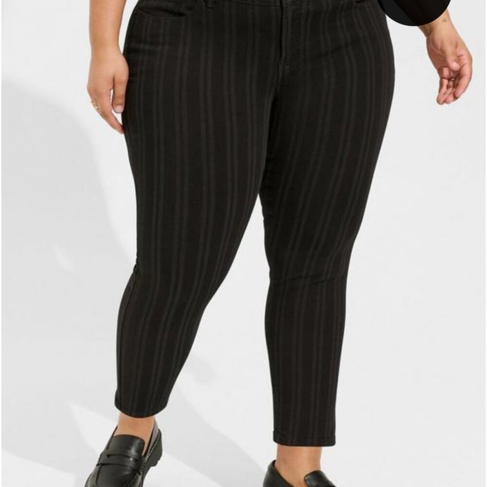 Torrid Pants Women's 18R Black Perfect Skinny Ankle Stretch Mid Rise $85 NEW